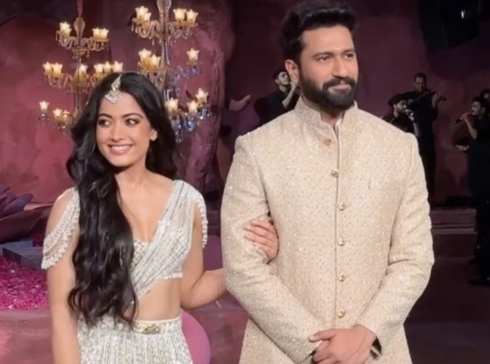 Vicky Kaushal, RashmikaMandanna turn showstoppers for Falguni Shane Peacock 